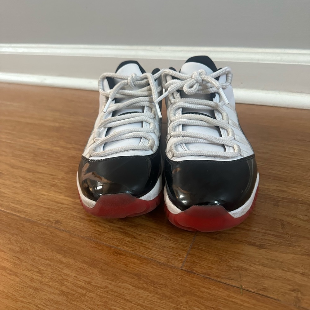 Men’s Concord Bred Jordan’s 11 Low